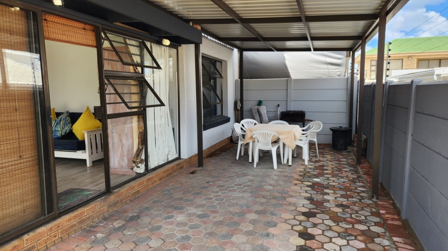 1 Bedroom Property for Sale in Diaz Beach Western Cape